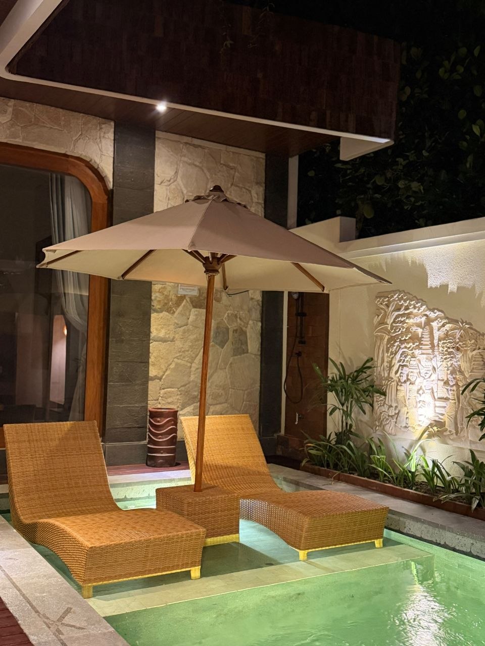Villa in Ungasan, Bali, Indonesia — 2 bedrooms — photo 1