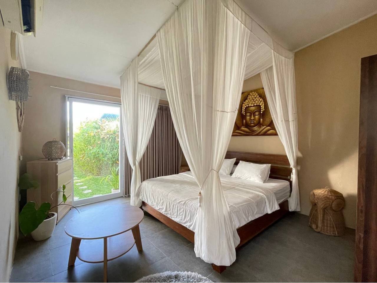 Villa in Umalas, Bali, Indonesia — 1 bedroom — photo 1