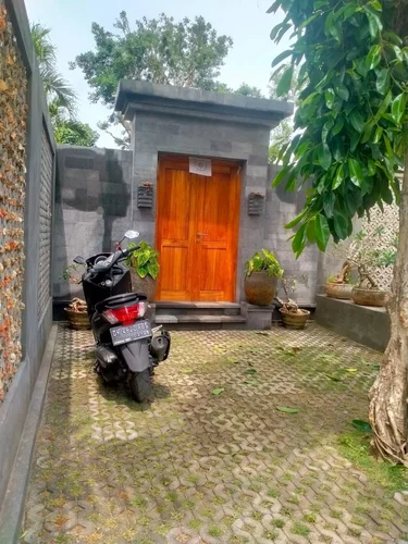 Guest House in Ungasan, Bali, Indonesia — 1 bedroom — photo 7