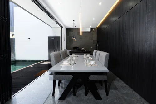 Villa in Kerobokan, Bali, Indonesia — 3 bedrooms — photo 3