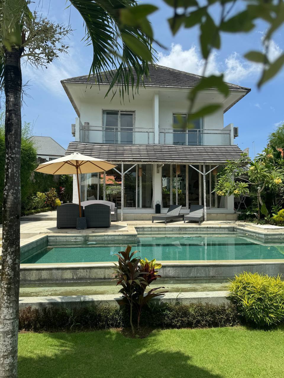 Villa in Umalas, Bali, Indonesia — 4 bedrooms — photo 1