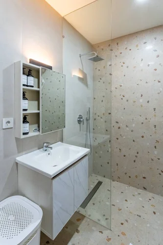 Villa in Canggu, Bali, Indonesia — 2 bedrooms — photo 4