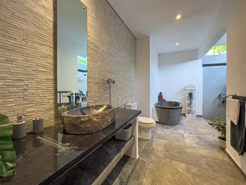 Villa in Другой, Bali, Indonesia — 6 bedrooms — photo 7