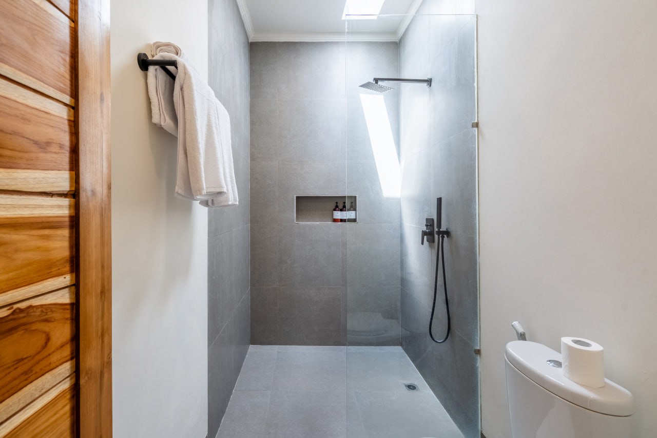 Villa in Canggu, Bali, Indonesia — 2 bedrooms — photo 1