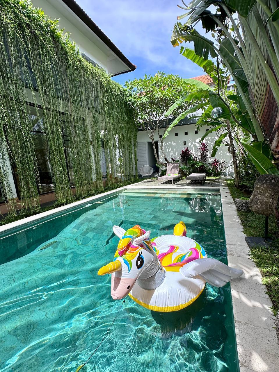 Villa in Umalas, Bali, Indonesia — 4 bedrooms — photo 1