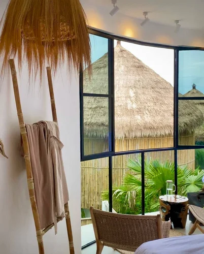 Villa in Uluwatu, Bali, Indonesia — 3 bedrooms — photo 3