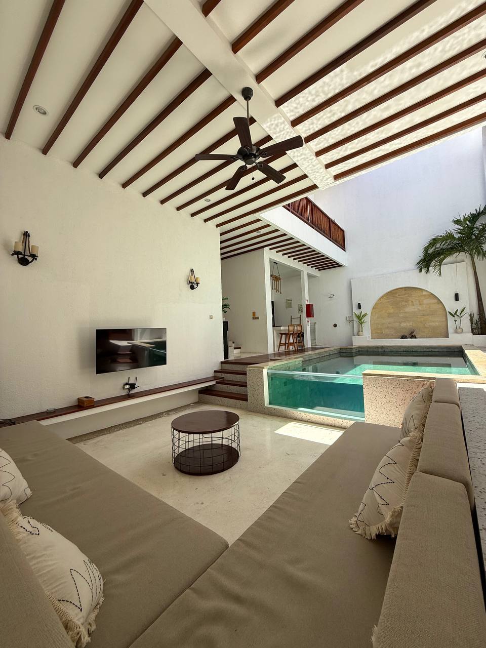Villa in Umalas, Bali, Indonesia — 3 bedrooms — photo 1