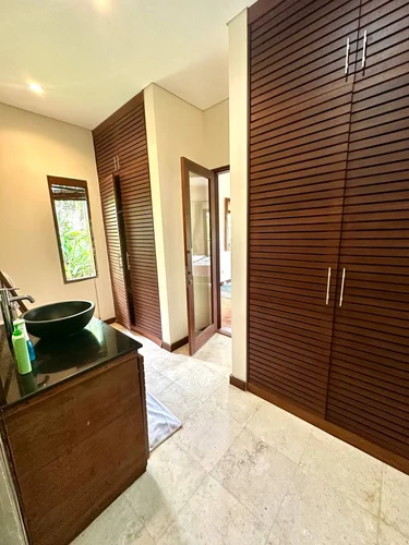 Room in Uluwatu, Bali, Indonesia — 1 bedroom — photo 6