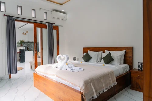 Villa in Ubud, Bali, Indonesia — 3 bedrooms — photo 5