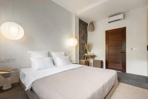 Apartment in Canggu, Bali, Indonesia — 6 bedrooms — photo 4