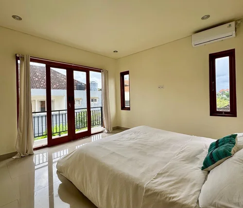 Villa in Umalas, Bali, Indonesia — 3 bedrooms — photo 3