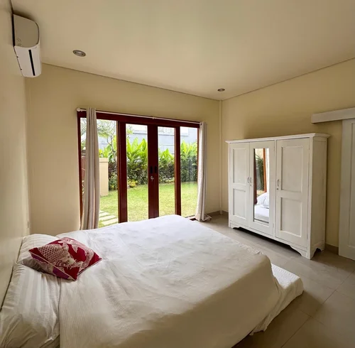 Villa in Umalas, Bali, Indonesia — 3 bedrooms — photo 4