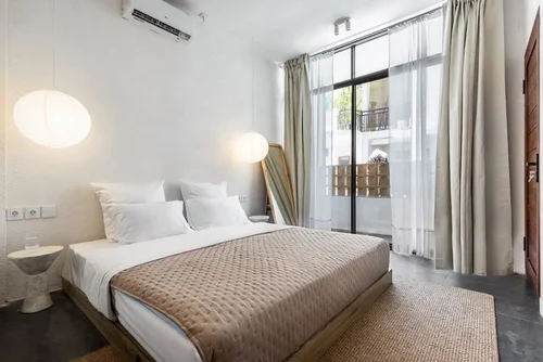 Apartment in Canggu, Bali, Indonesia — 6 bedrooms — photo 5