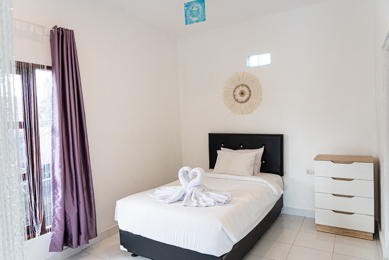 Villa in Ubud, Bali, Indonesia — 3 bedrooms — photo 1