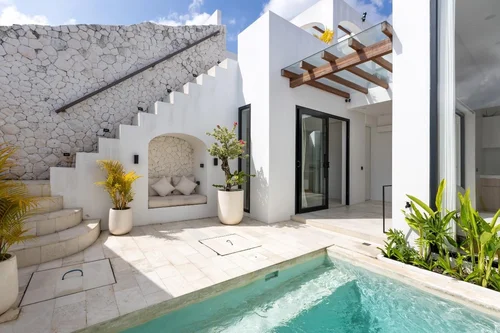 Villa in Canggu, Bali, Indonesia — 1 bedroom — photo 1