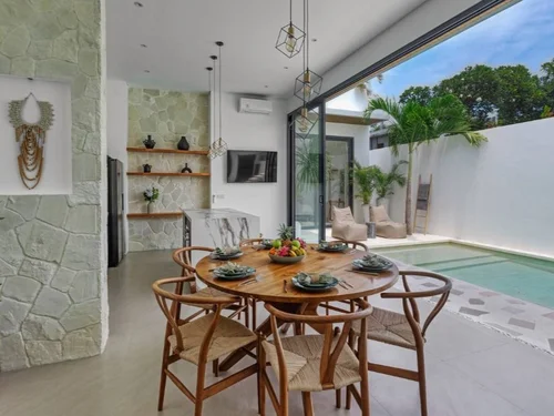 Villa in Canggu, Bali, Indonesia — 3 bedrooms — photo 3