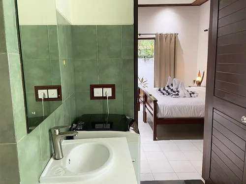 Villa in Sanur, Bali, Indonesia — 3 bedrooms — photo 2