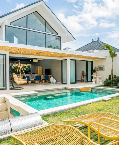 Villa in Canggu, Bali, Indonesia — 4 bedrooms — photo 8