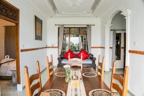 Villa in Ubud, Bali, Indonesia — 4 bedrooms — photo 4
