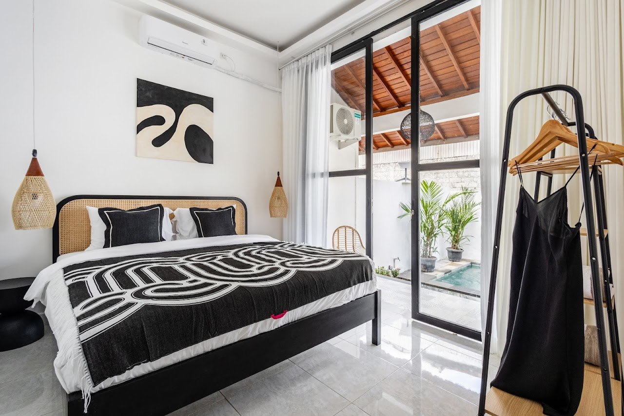Villa in Ubud, Bali, Indonesia — 1 bedroom — photo 1