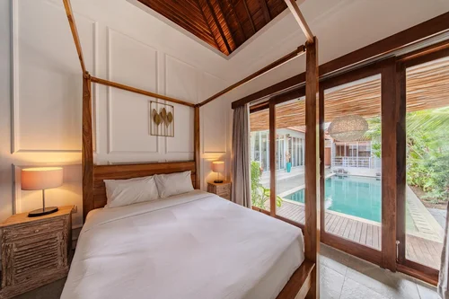 Villa in Umalas, Bali, Indonesia — 4 bedrooms — photo 4
