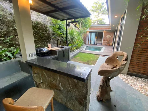 Villa in Uluwatu, Bali, Indonesia — 2 bedrooms — photo 10