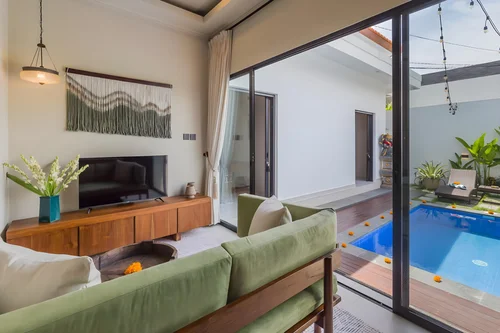 Villa in Kerobokan, Bali, Indonesia — 2 bedrooms — photo 4