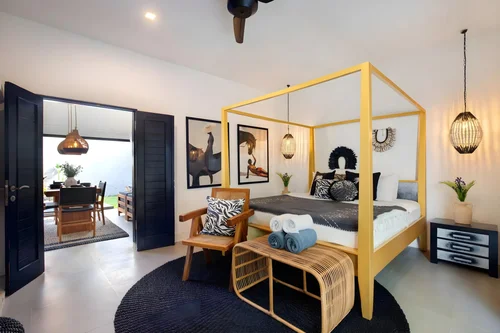 Villa in Seminyak, Bali, Indonesia — 2 bedrooms — photo 4