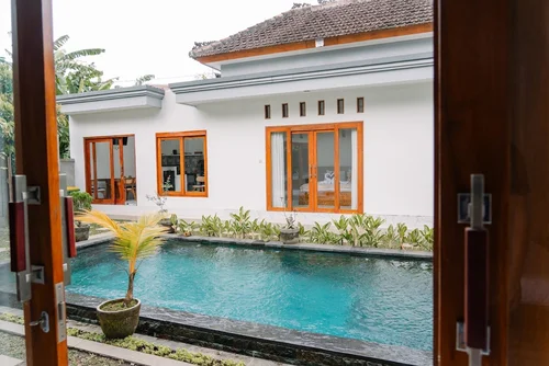 Villa in Ubud, Bali, Indonesia — 3 bedrooms — photo 5