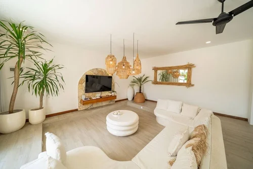 Villa in Canggu, Bali, Indonesia — 4 bedrooms — photo 4
