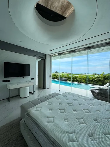 Villa in Uluwatu, Bali, Indonesia — 1 bedroom — photo 3