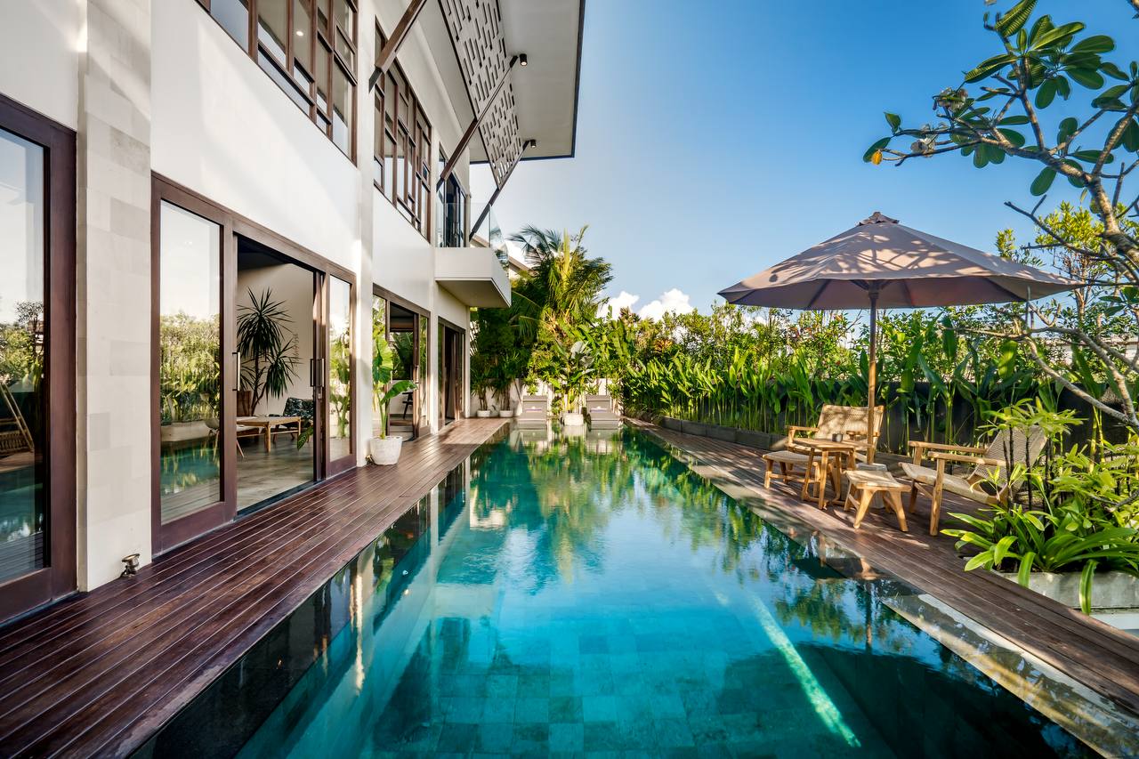 Villa in Canggu, Bali, Indonesia — 4 bedrooms — photo 1