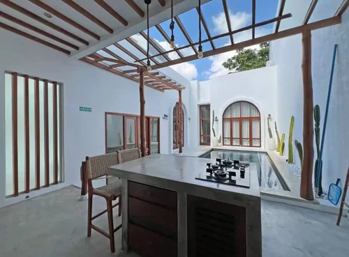 Villa in Canggu, Bali, Indonesia — 2 bedrooms — photo 1