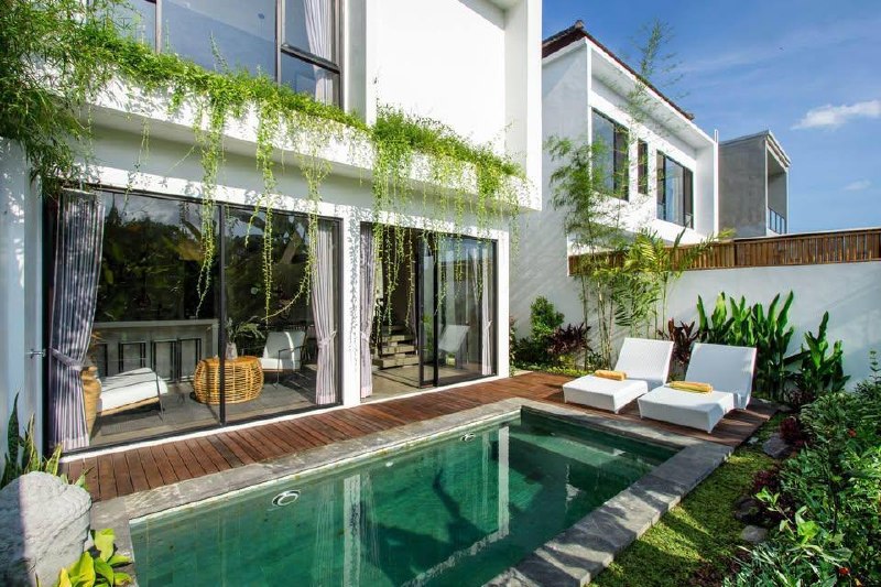 Villa in Canggu, Bali, Indonesia — 2 bedrooms — photo 1