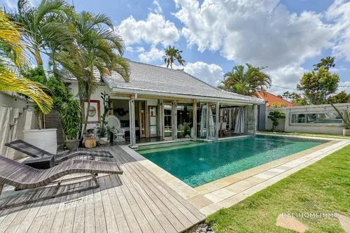Villa in Seminyak, Bali, Indonesia — 4 bedrooms — photo 10