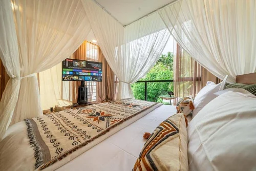 Villa in Ubud, Bali, Indonesia — 4 bedrooms — photo 7