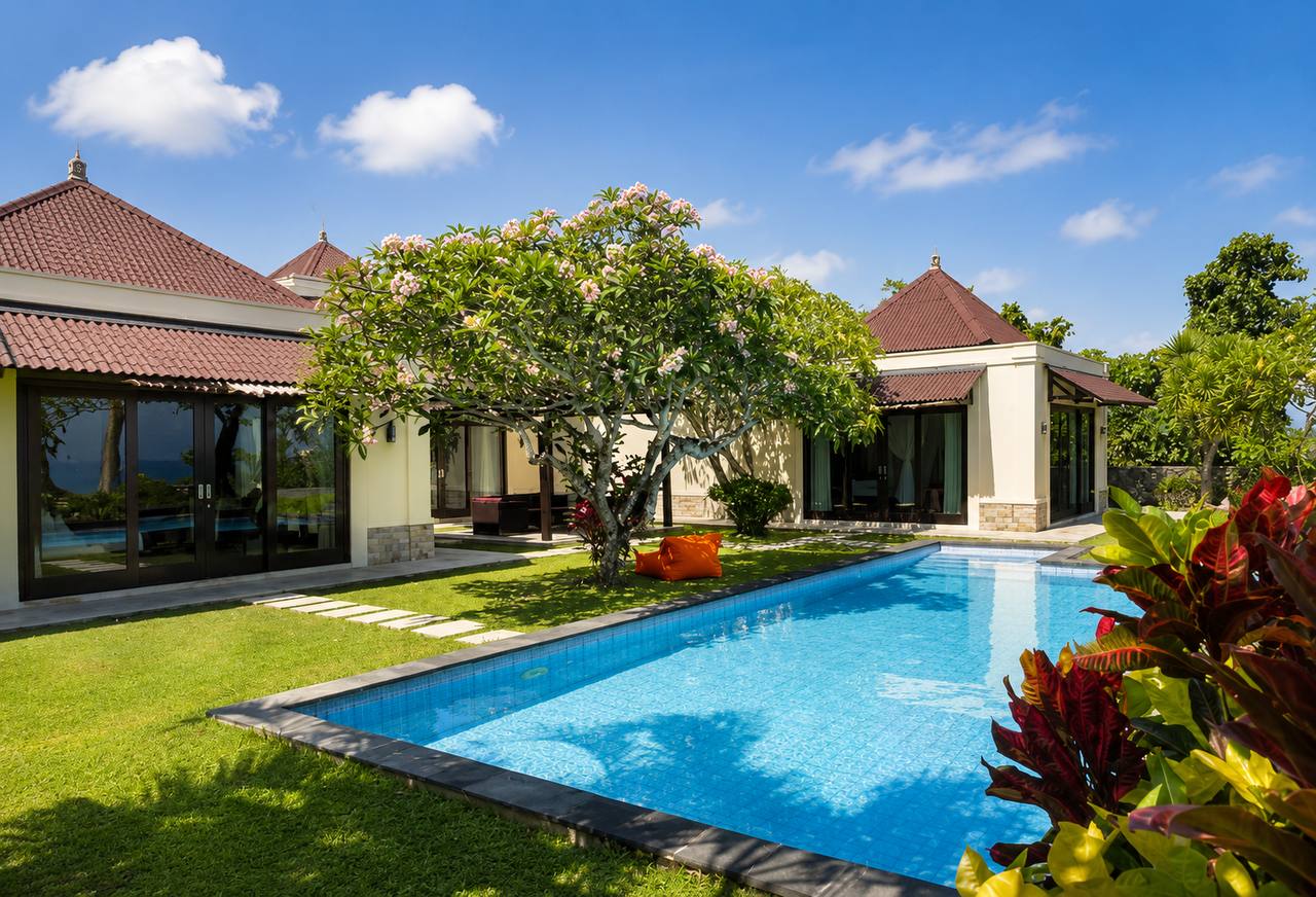 Villa in Ungasan, Bali, Indonesia — 3 bedrooms — photo 1