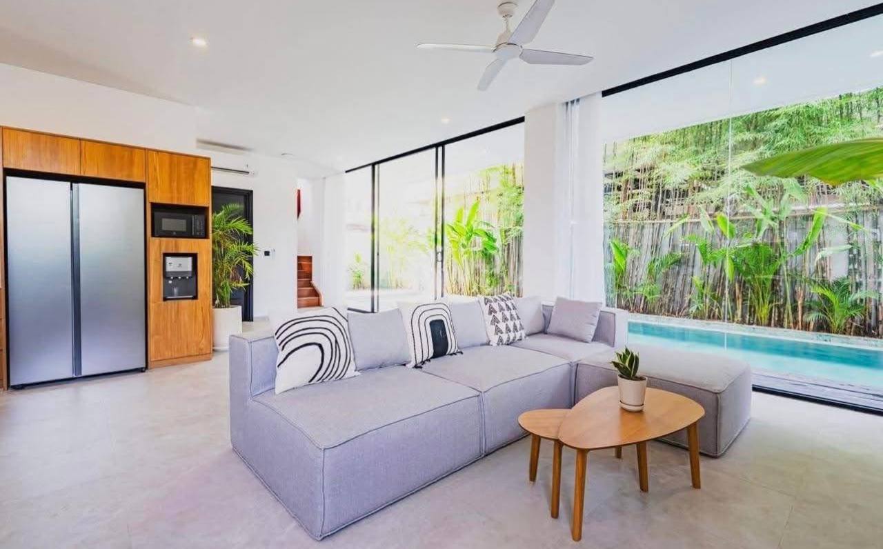 Villa in Umalas, Bali, Indonesia — 3 bedrooms — photo 1