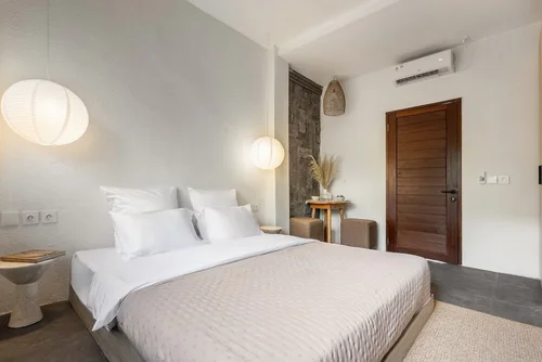 Apartment in Canggu, Bali, Indonesia — 6 bedrooms — photo 1