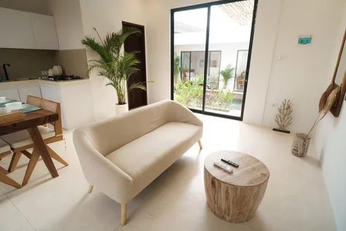 Villa in Umalas, Bali, Indonesia — 2 bedrooms — photo 2