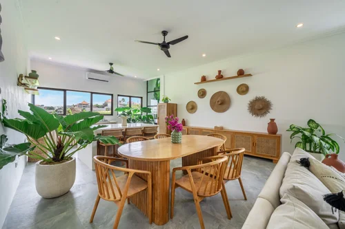 Villa in Canggu, Bali, Indonesia — 3 bedrooms — photo 3