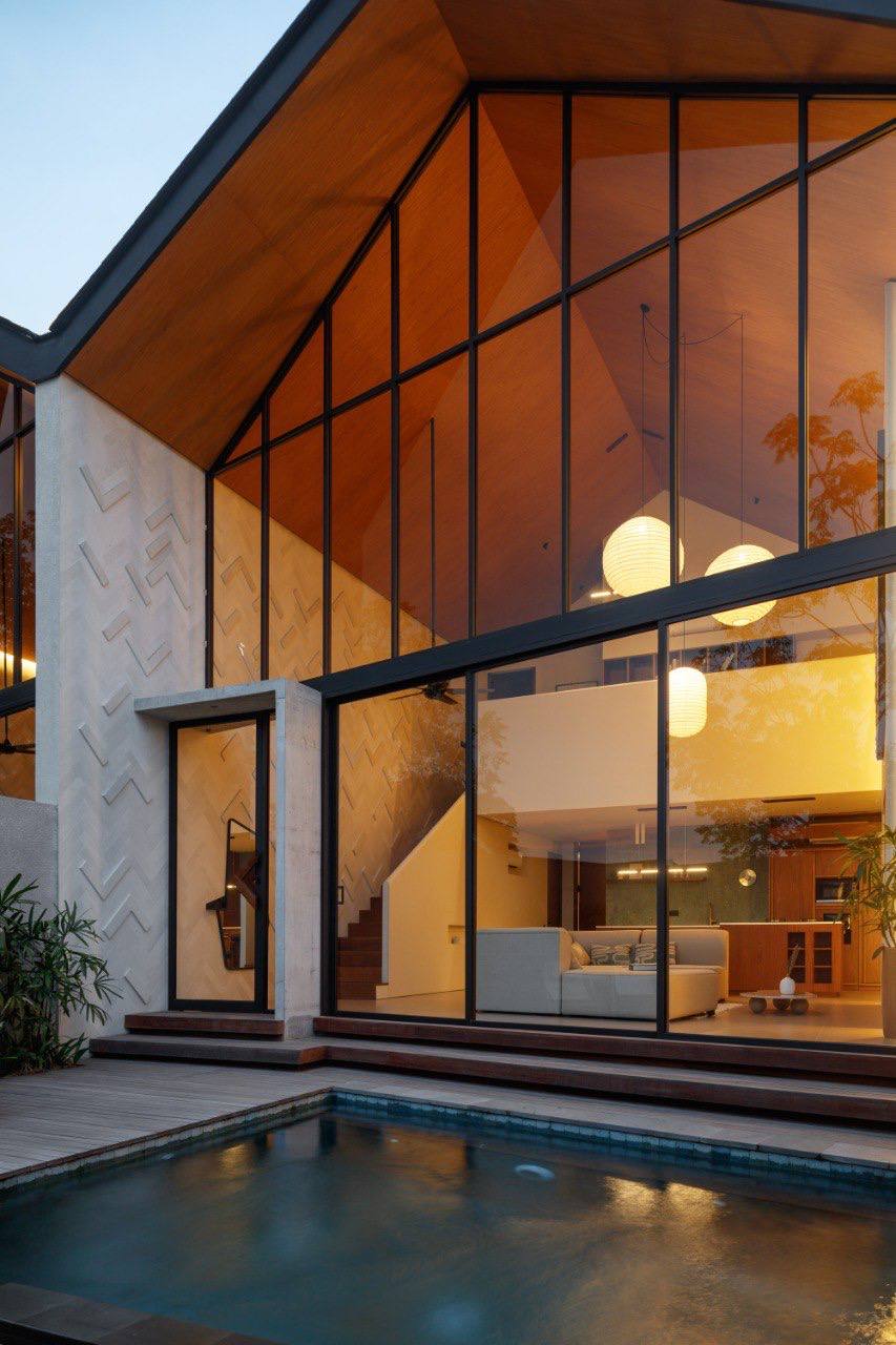 Villa in Uluwatu, Bali, Indonesia — 2 bedrooms — photo 1