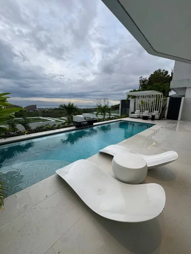 Villa in Ungasan, Bali, Indonesia — 3 bedrooms — photo 1