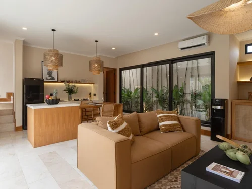 Villa in Uluwatu, Bali, Indonesia — 1 bedroom — photo 2