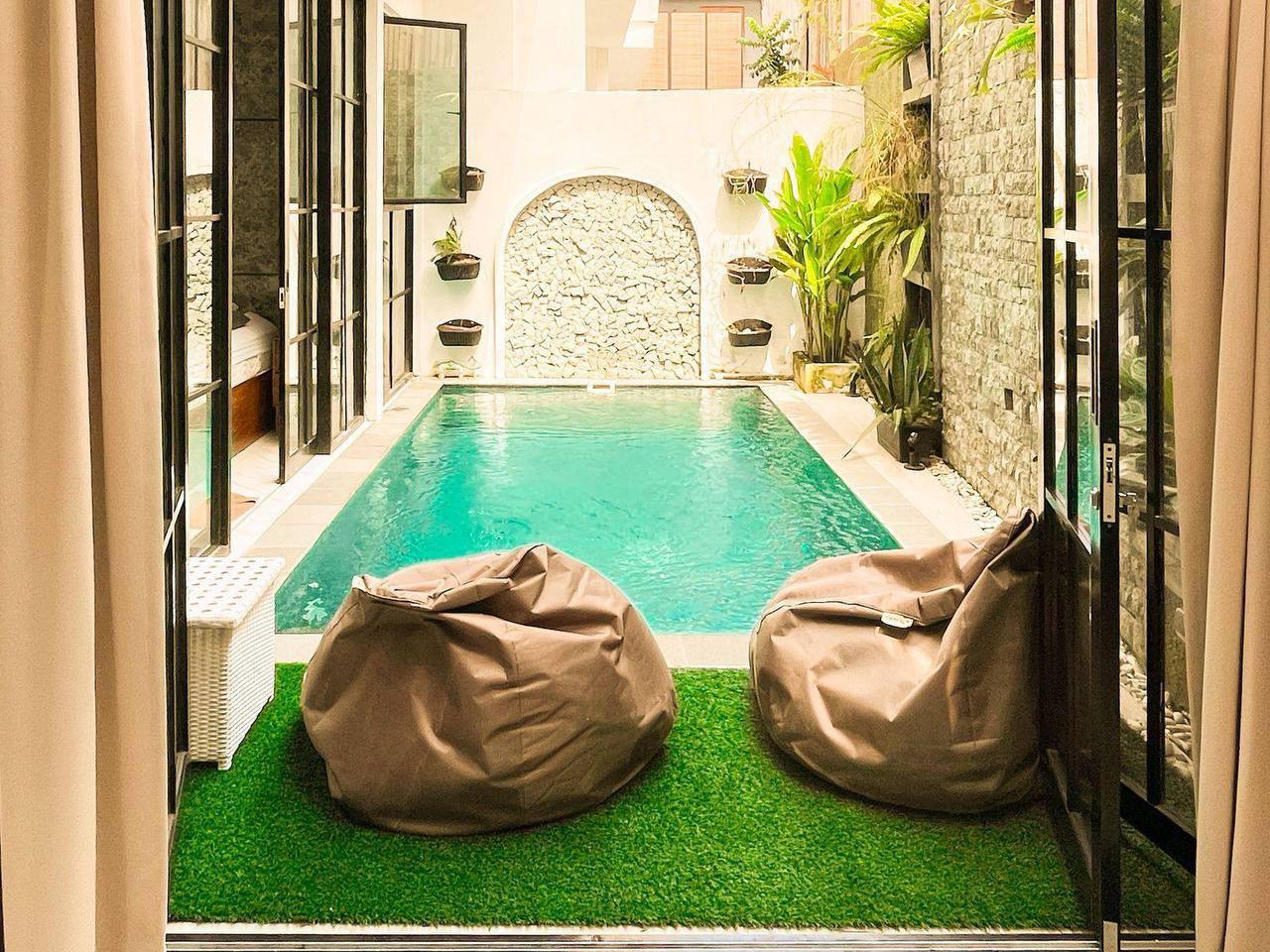 Villa in Seminyak, Bali, Indonesia — 1 bedroom — photo 1