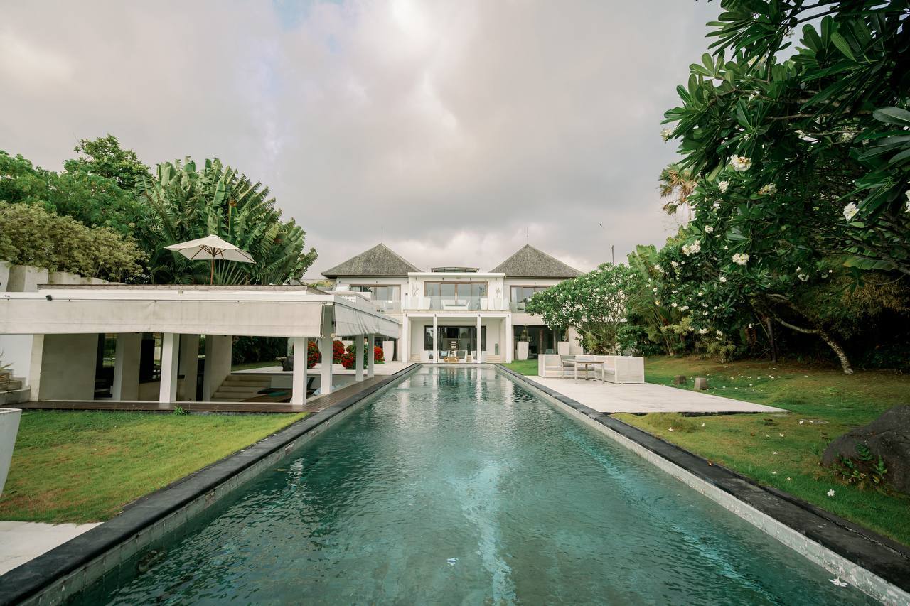 Villa in Другой, Bali, Indonesia — 5 bedrooms — photo 1