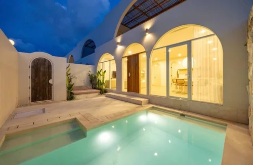 Villa in Uluwatu, Bali, Indonesia — 3 bedrooms — photo 1