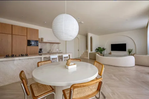 Villa in Uluwatu, Bali, Indonesia — 3 bedrooms — photo 2