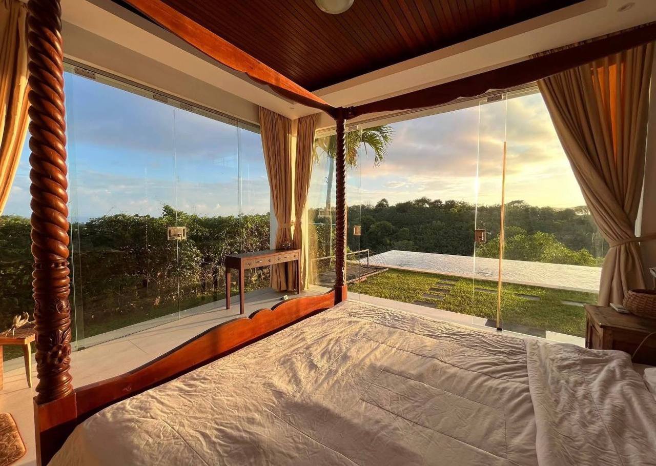 Villa in Uluwatu, Bali, Indonesia — 3 bedrooms — photo 1