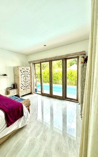 Villa in Kerobokan, Bali, Indonesia — 2 bedrooms — photo 5